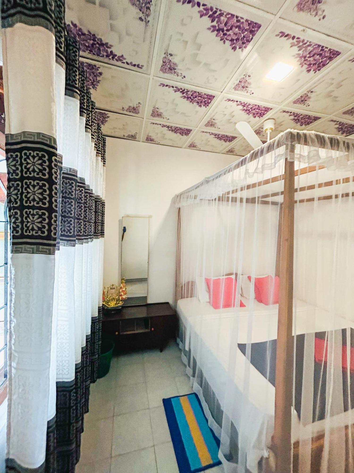 Kawshan Home Stay Dickwella Exterior photo